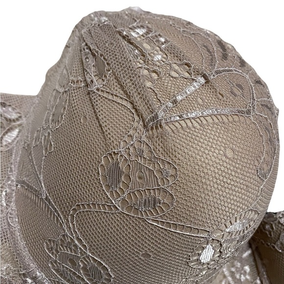 Rene Rofe Tan/Nude Underwire Lace Push Up Bra, Size 40C. - Picture 3 of 6